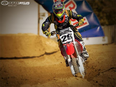 The Honda CRF450R sports a few updates for 2010.