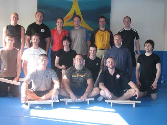 [BWcert_groupshotB.JPG]