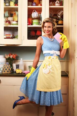 [house_wife_lead_narrowweb__300x450,0.jpg]