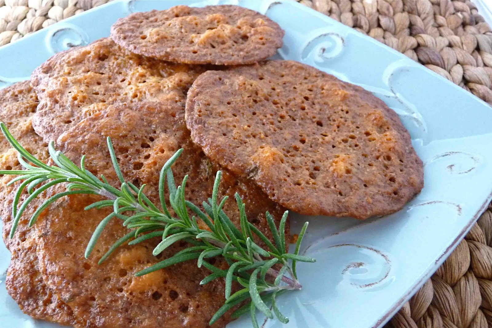 [PineNutCookieFinal.jpg]