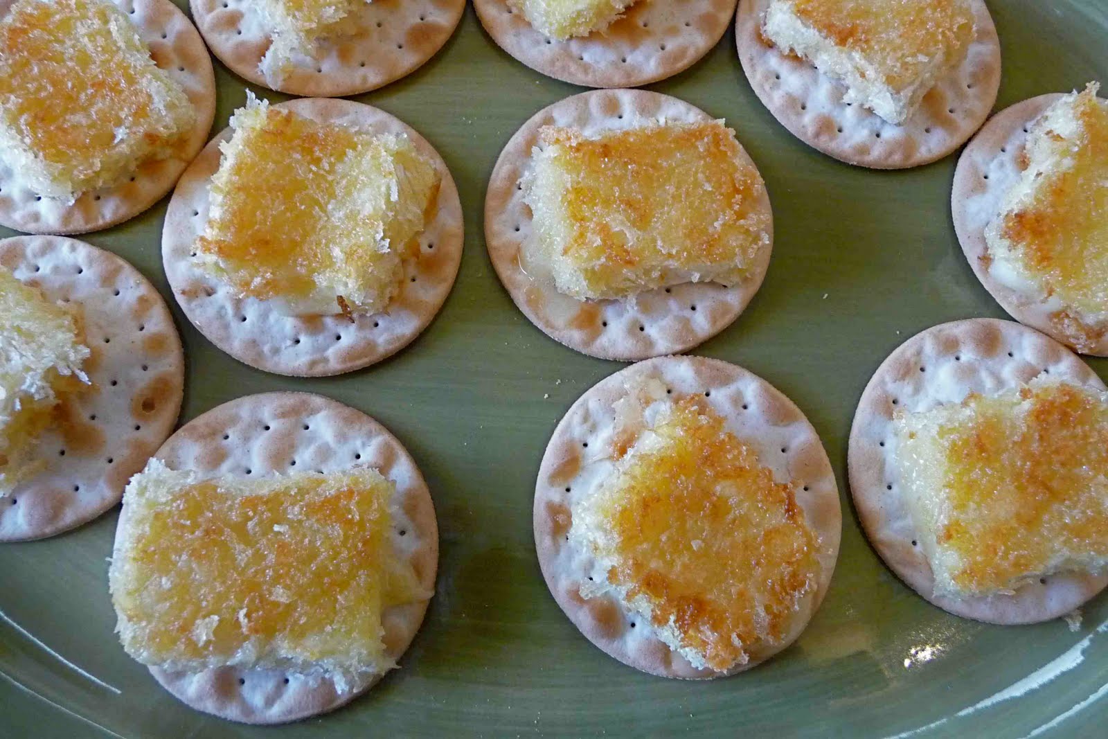PanFried Brie Cheese with Persimmon Salsa Canapés Recipe Cookin Canuck