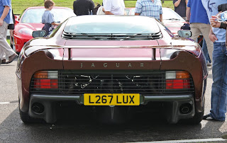 Jaguar XJ 220 Trasera