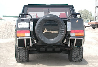 Lamborghini LM 002 Trasera