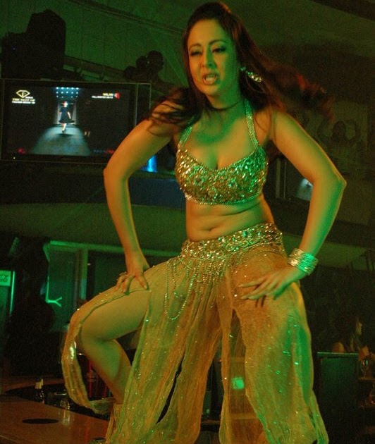 Preety Jhangiani At Private Bar Dance (Images)