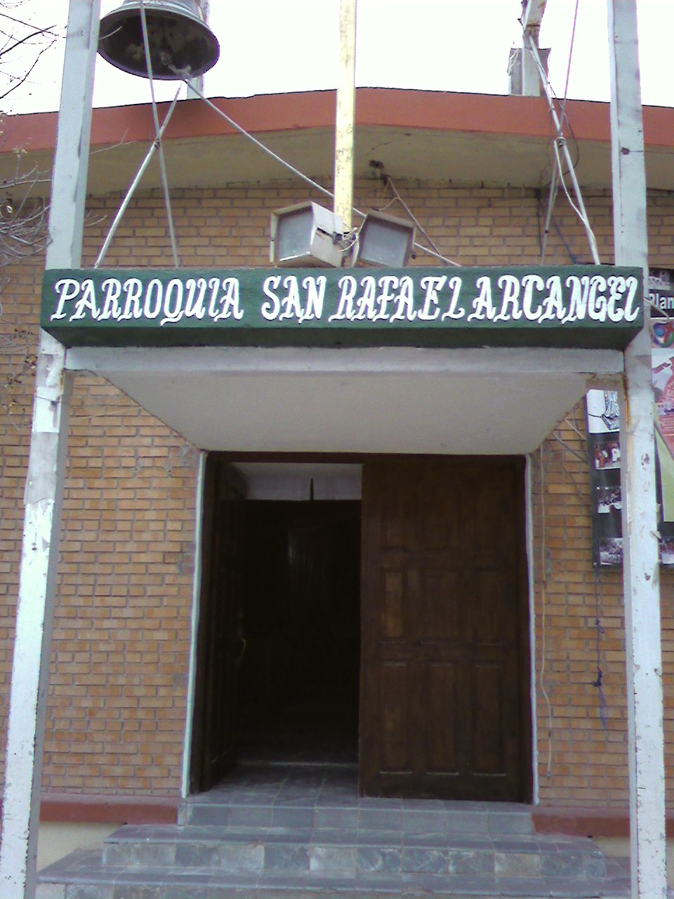 [0106800129.jpg]