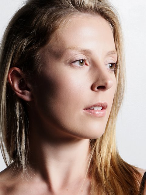 BOOK KIRSTEN HEINRICH! phamous.bookings@gmail.com