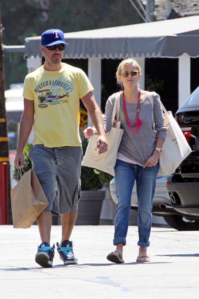 So Jim Toth is going to be new reese witherspoon and jim toth pics. So Jim Toth is going to be new