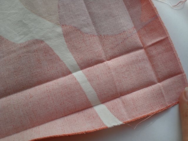 [Apart-Tischdecke+012.JPG]