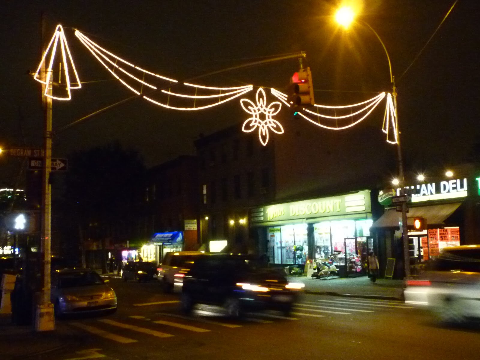Lost City Christmas Comes To Court Street