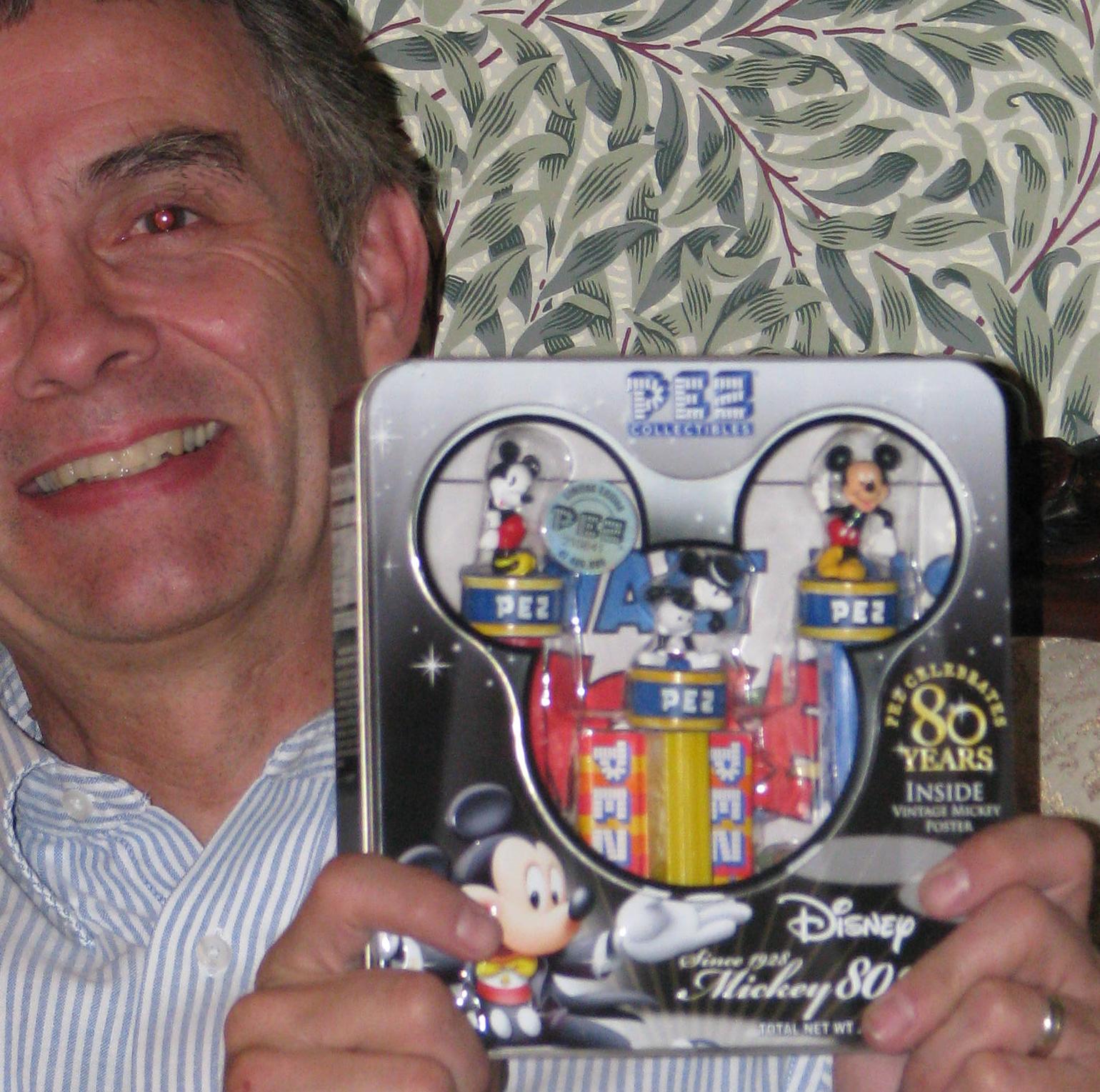 [Mickey-08-02.JPG]