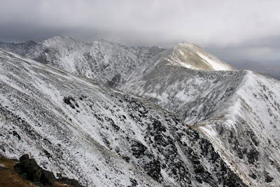 Macgillycuddy Reeks peaks in winter from Carrauntoohil, county Kerry Macgillycuddy Reeks peaks in winter from Carrauntoohil, county Kerry
