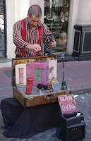 Poppentheater op straat