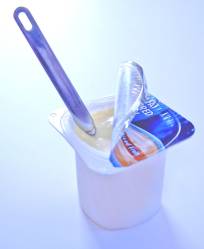 Estudio del INTA revela que empresas venden "falsos" yogurt