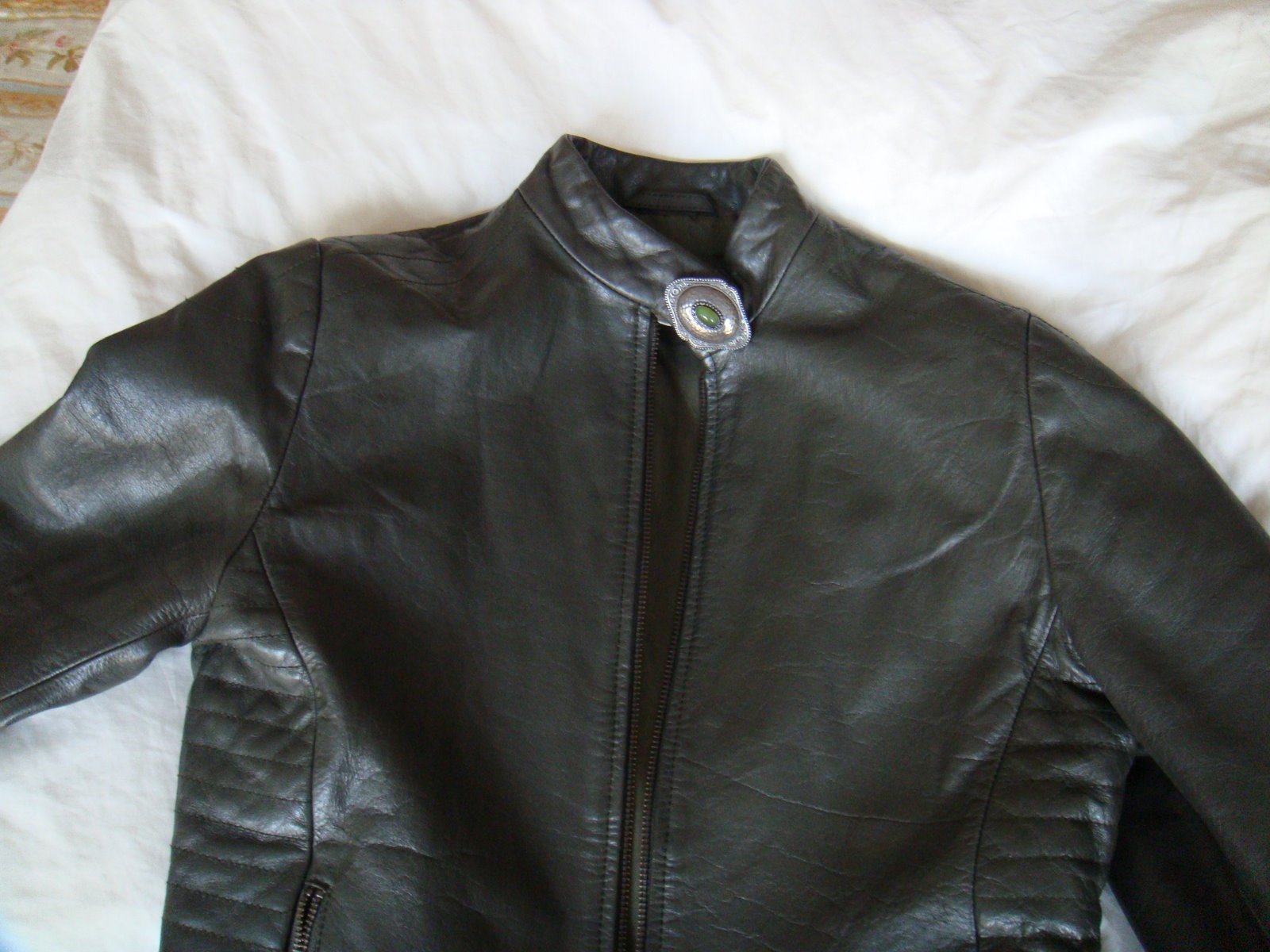 [jacket.JPG]