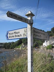 A more easily spotted signpost!