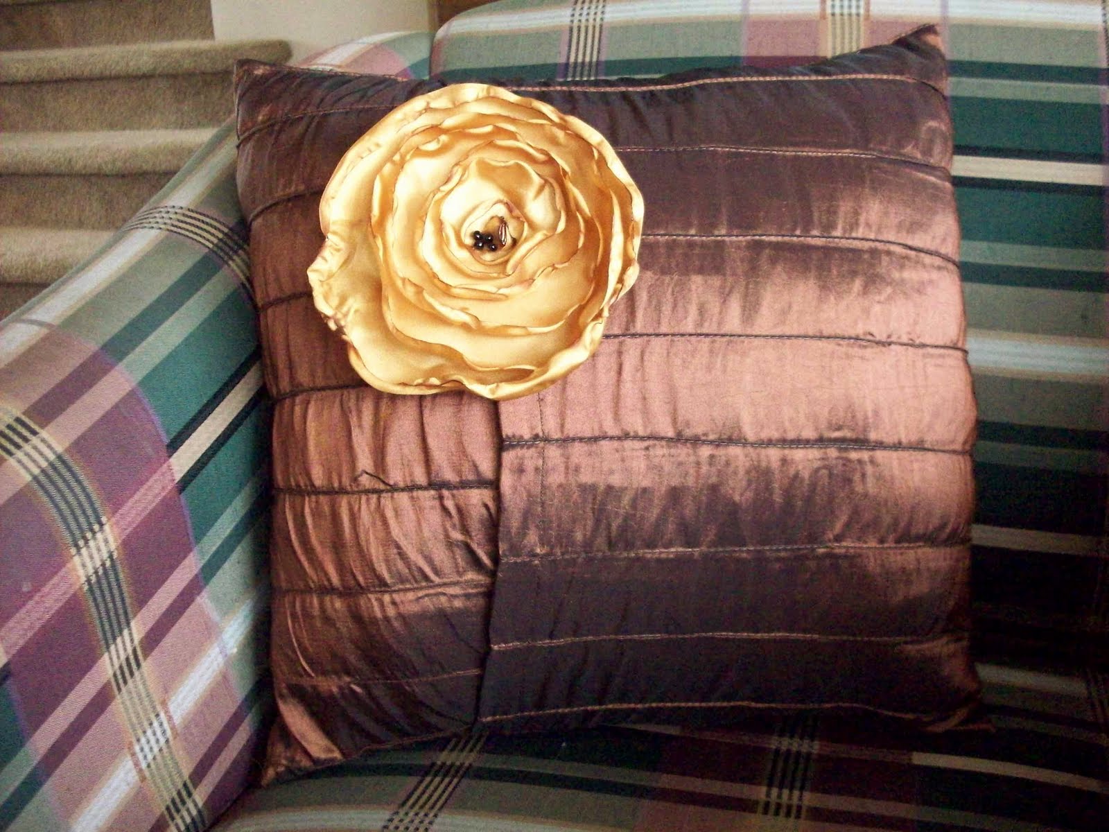 Ameroonie Designs new pillow