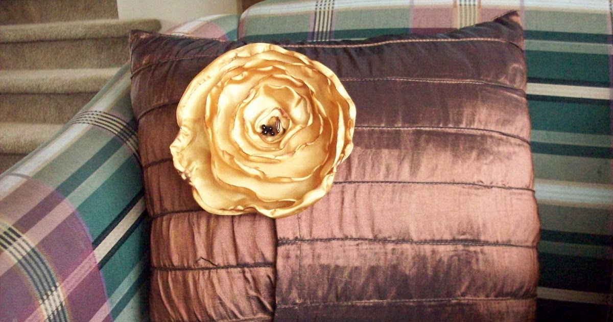 Ameroonie Designs new pillow