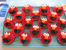 Elmo Cupcakes