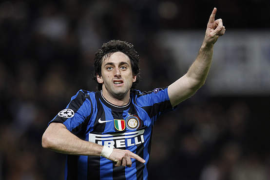 http://4.bp.blogspot.com/_o2BNGE6v1oI/S7PGXOoqFOI/AAAAAAAAEn4/iCM0GTziXLQ/s1600/Diego+Milito.jpg