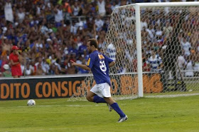 GloboEsporte.com > Futebol > Cruzeiro - NOTÍCIAS - Adilson Batista não  descarta escalar Cruzeiro com três atacantes