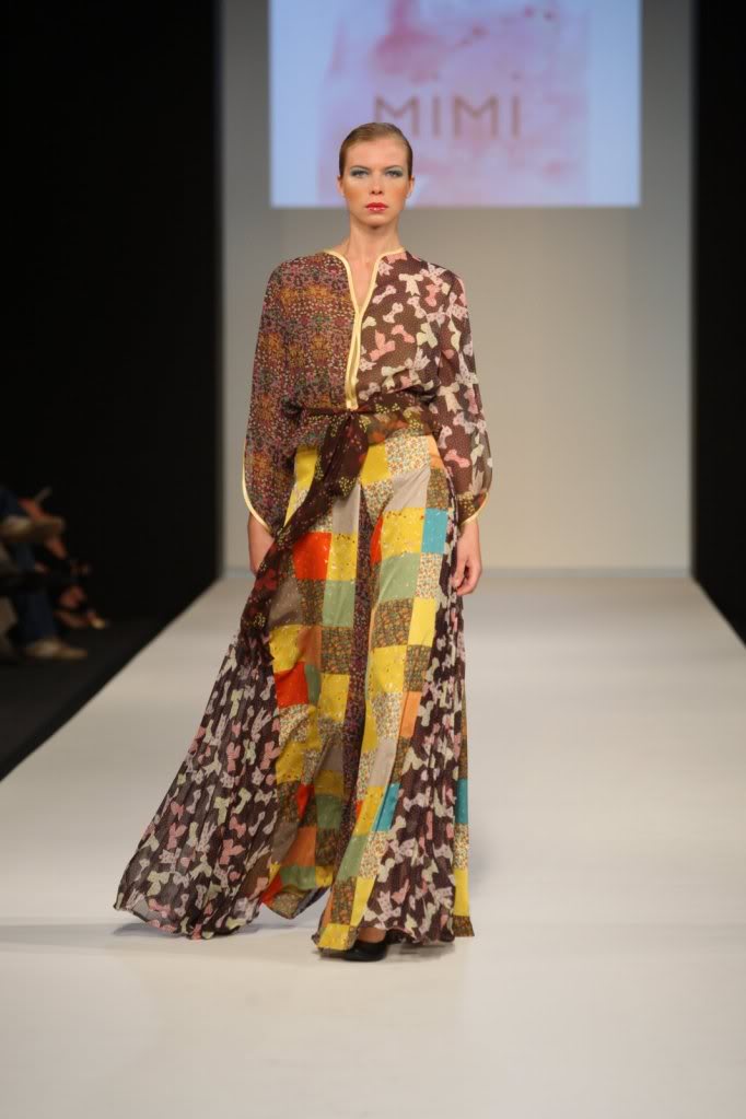 Muslim Women S Fashion Runway Dubai Muslim Women S Fashion Runway Dubai