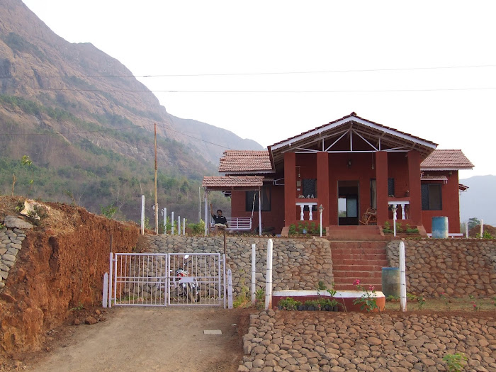 Cottage with Landscaped Garden