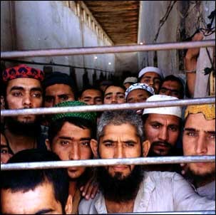 [Afghan+prisoners.jpg]