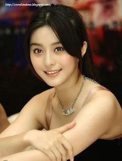 asia girl terlentang pasrah asia girl Ngentot Sama om om Di Hotel