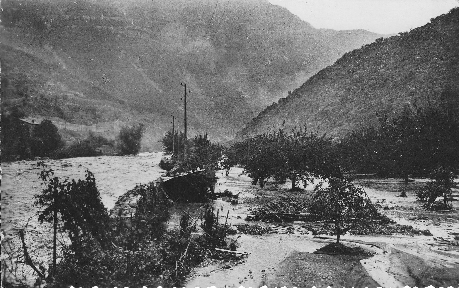 [b-inond+09+1958IMG.jpg]