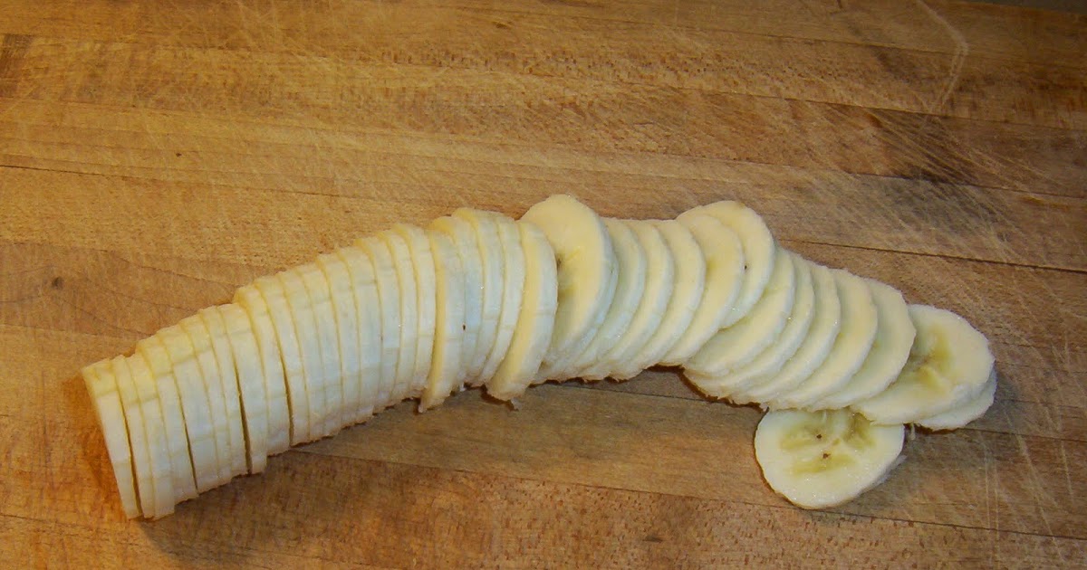On Pans and Kneadles Making Banana Chips without a Food Dehydrator