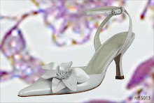 Sapatos e vestidos de noiva