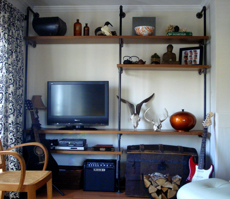 NYDesignGuy, Get Inspired! Plumbing pipes as shelving...