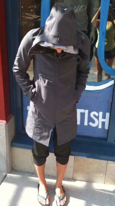 lululemon apres rain jacket