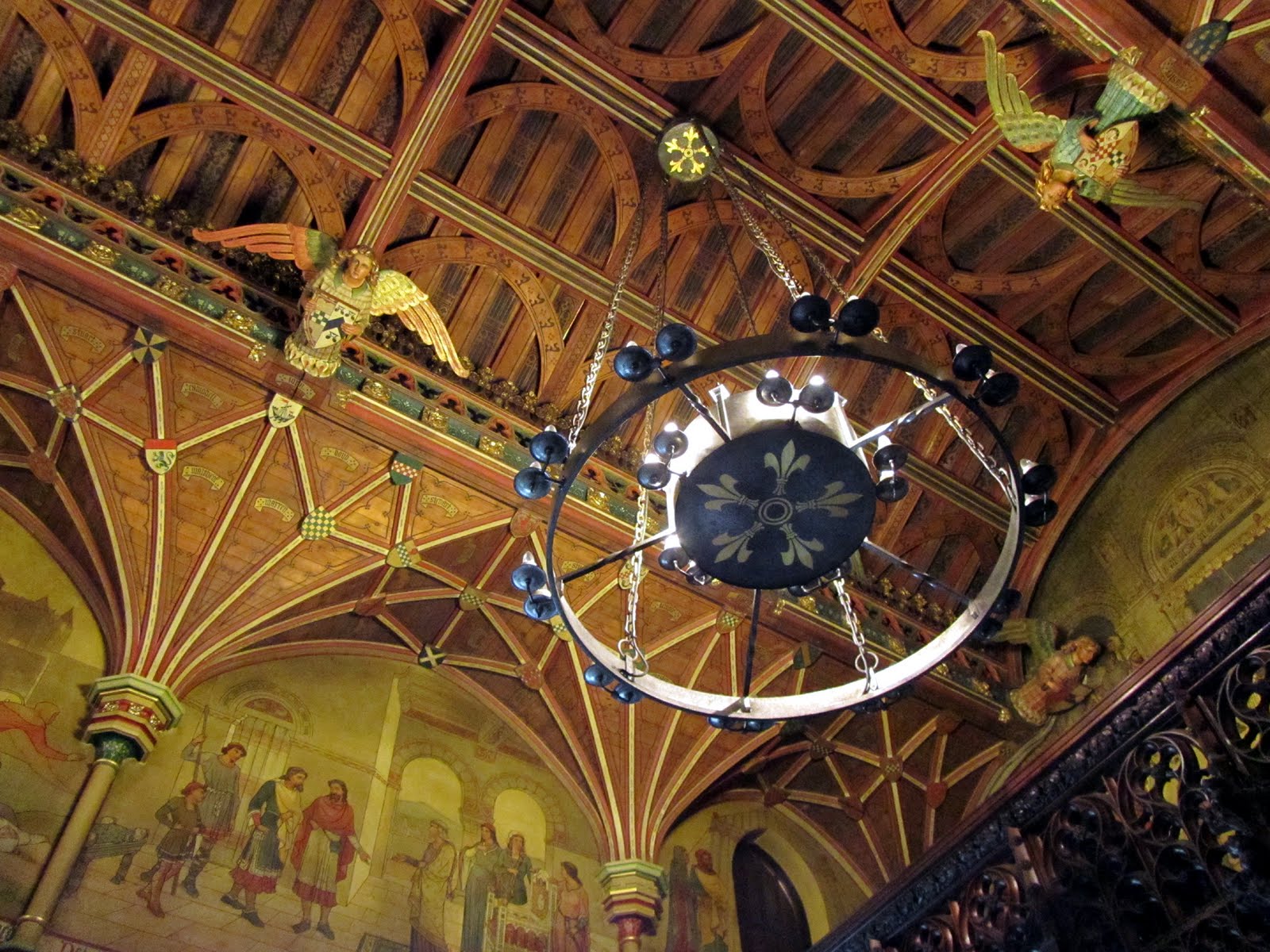 cardiff castle inside