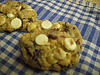 [cranberry+pecan+white+chocolate+cookies.jpg]