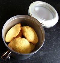 [BooksAndBakes_WCOC.jpg]