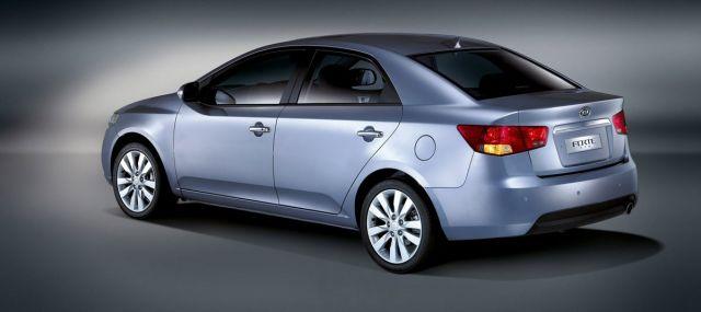 [2009-Kia-Forte-First-Images-Revealed-AC-640.jpeg]