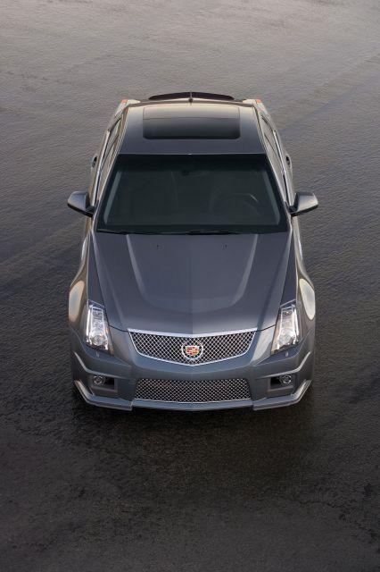 [2009-Cadillac-CTS-V-Power-Officially-Pegged-at-556hp-AE-640.jpeg]