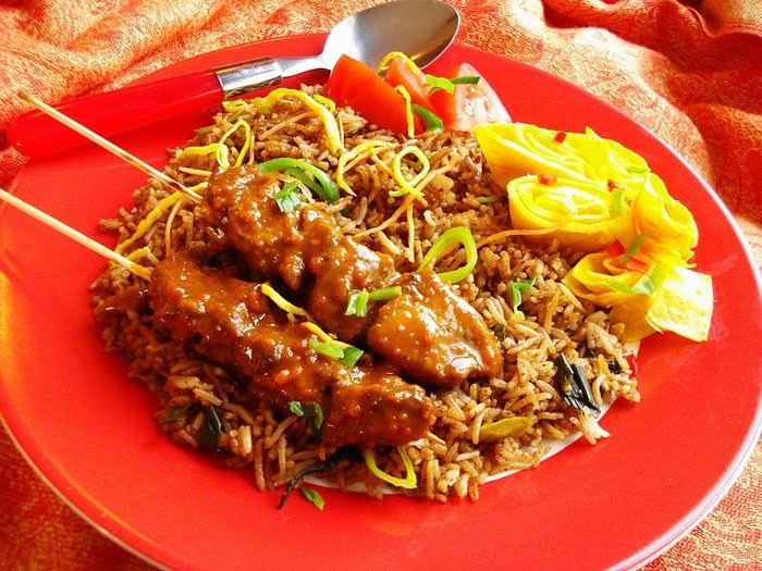Recepten voor jou! Nasi goreng trafasie met saté