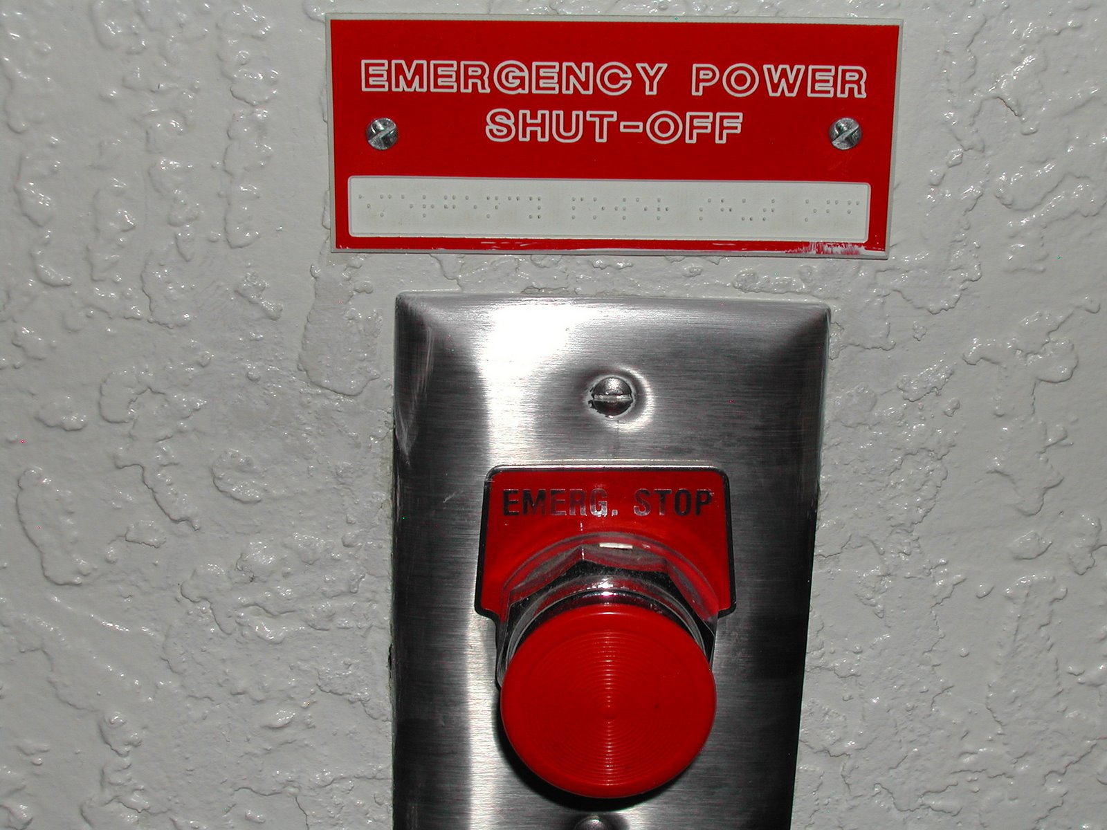 [emergency+button.JPG]