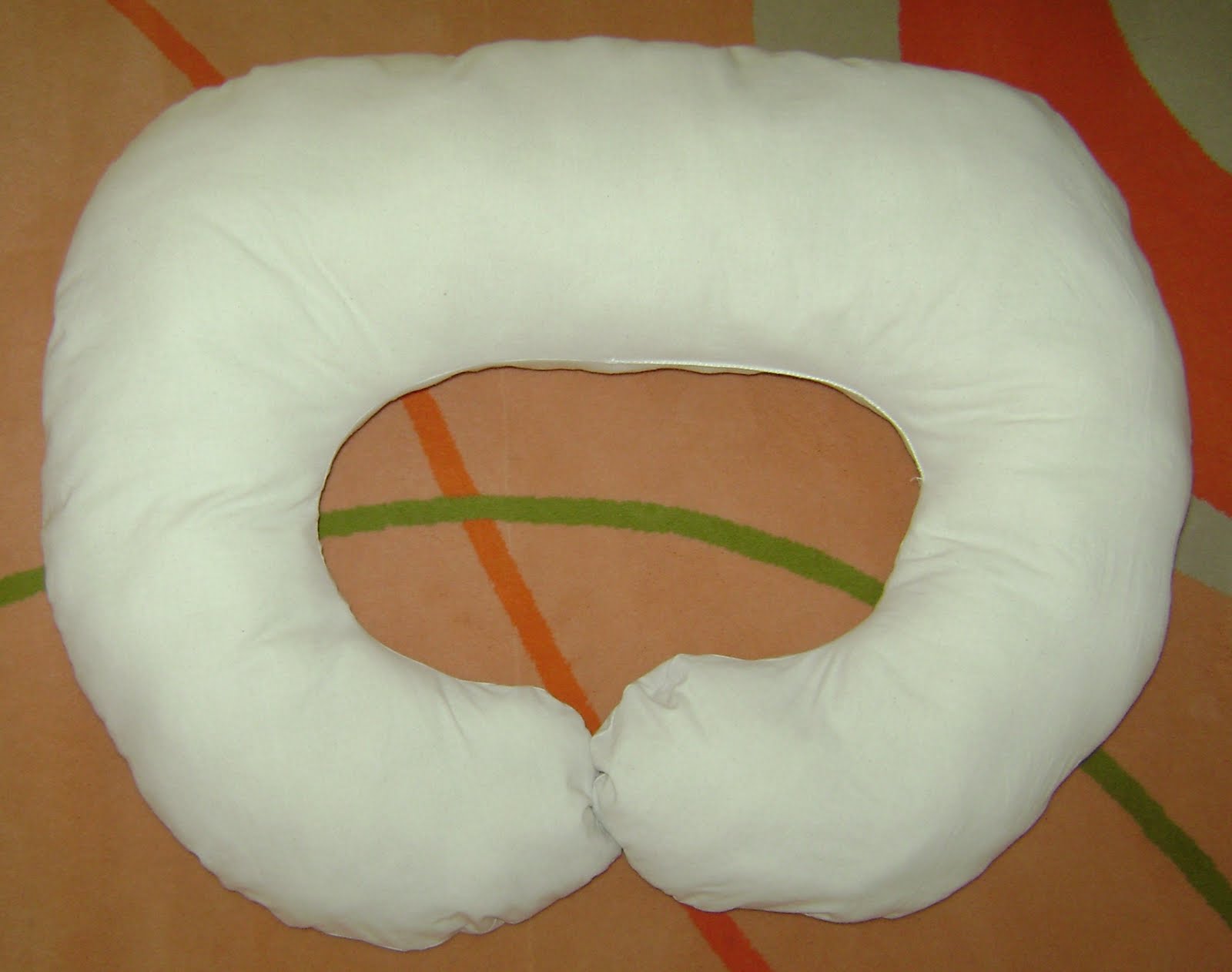 EVDE BİR MELEK BEBEK HAZIRLIKLARI 2 EMZİRME YASTIĞI