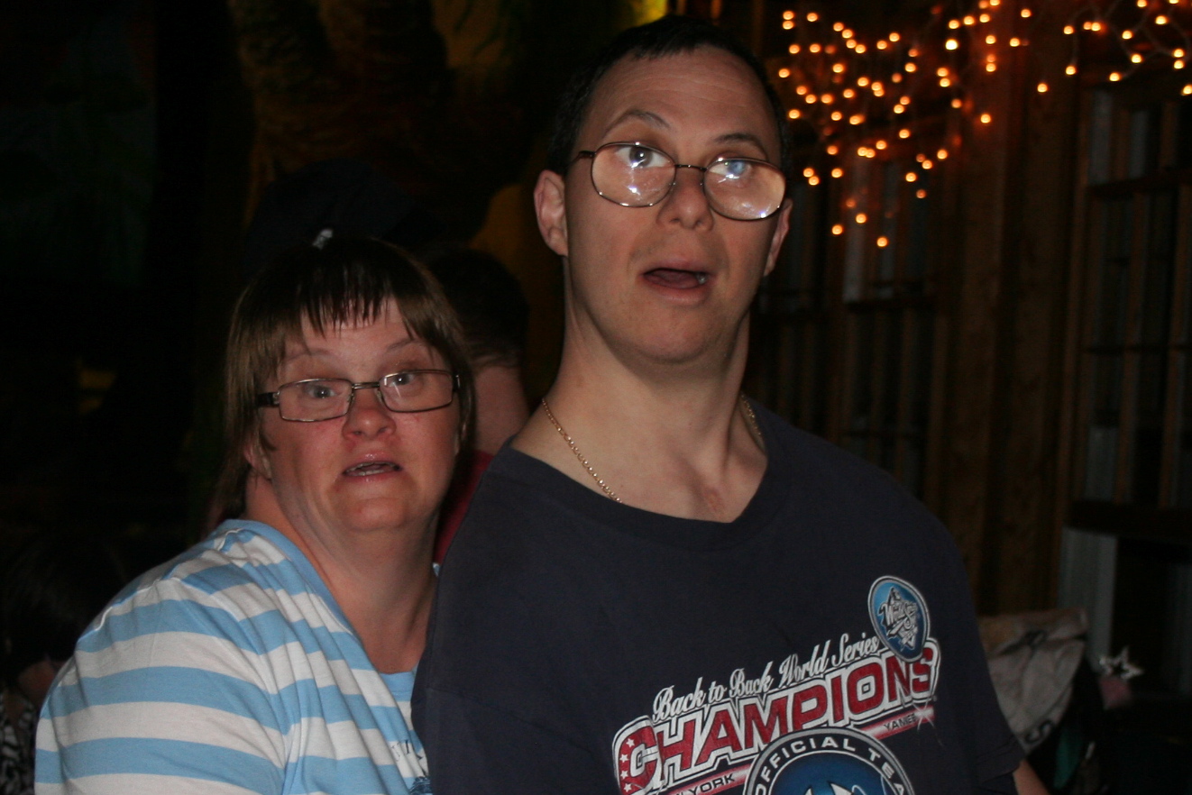 [dance-gr,cy.JPG]