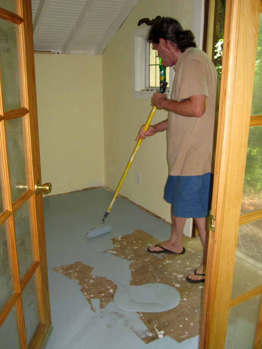 Shed Of Reality A Place Called Sanity Floor Paint We Ve Decided That For Now Since They Don T Make My Favorite Pattern Of Vinyl Flooring Any More And Spent Almost Enough On This Project