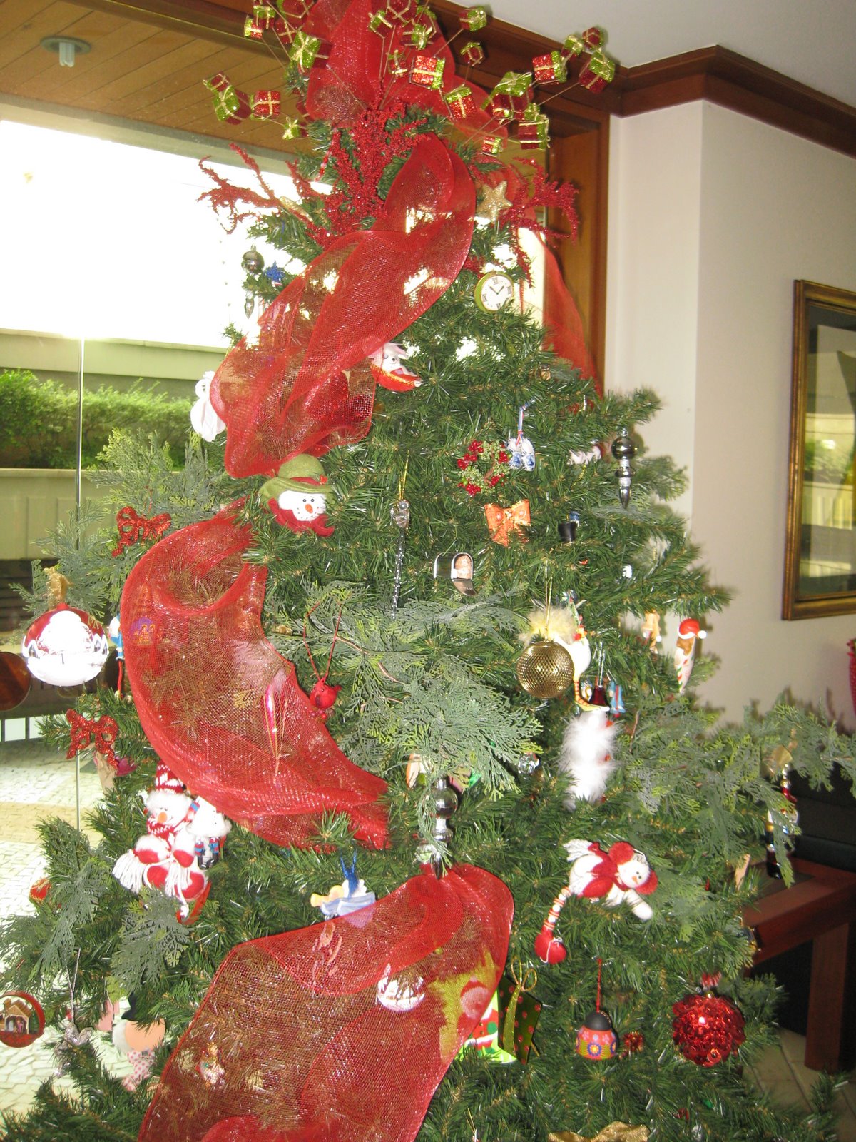 [Christmas+Tree+2008.jpg]