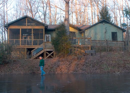 [9093_meg_house_ice.jpg]