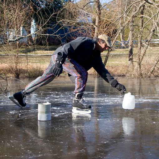 [8957_curling_roger.jpg]