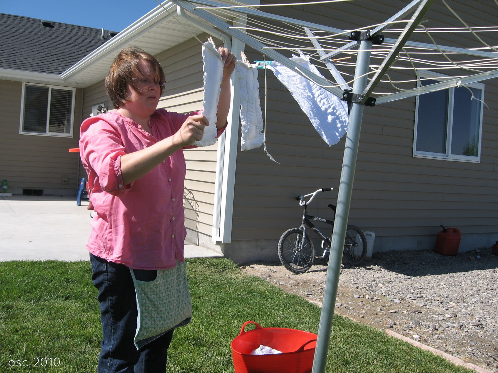 Pickup Some Creativity Clothespin Apron Tutorial
