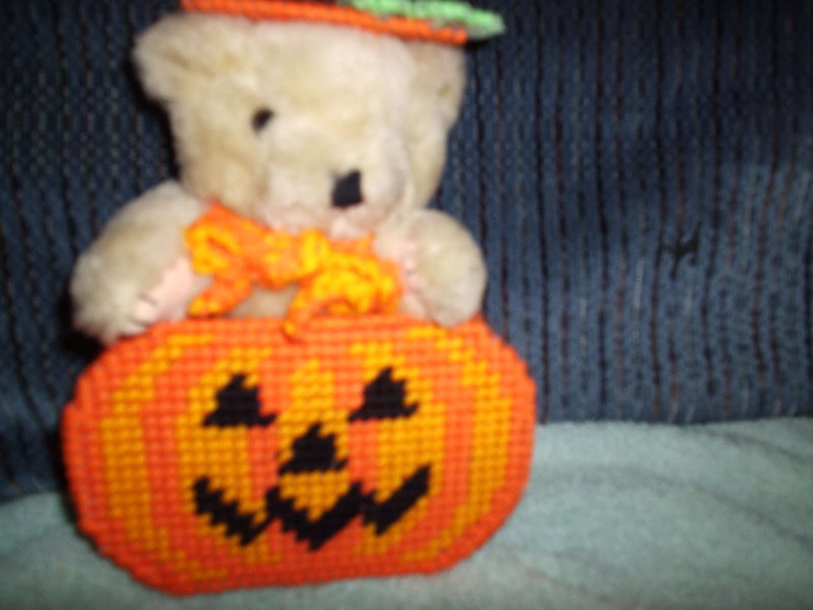 [Halloween+Bear+for+Martha.jpg]