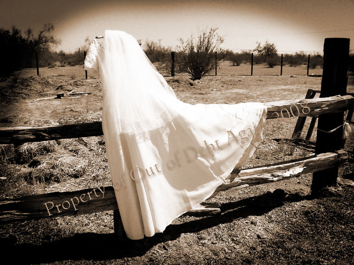 [weddingdress2_sepia.jpg]