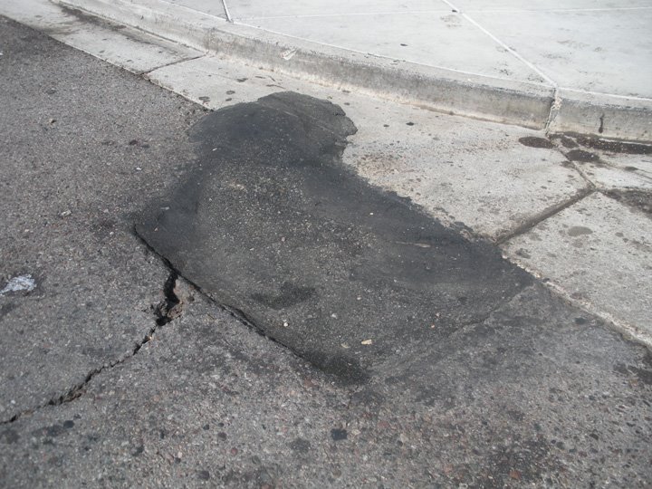 [pothole3.jpg]